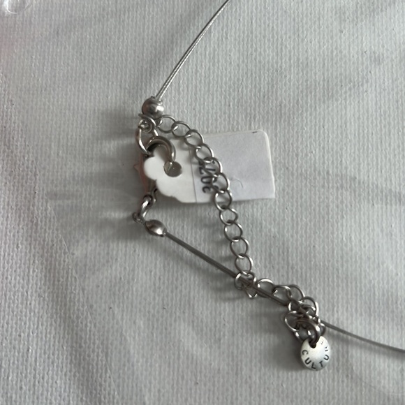 Handmade statement necklace - Picture 4 of 4